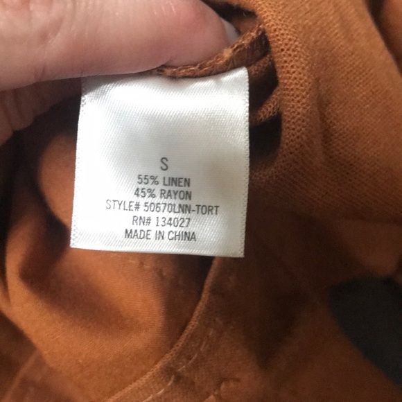 SOLD Francesca’s Harper High Waisted Linen Shorts - Picture 6 of 6